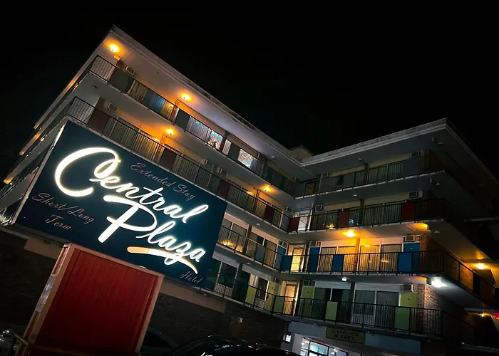 The Downtowner At Plaza *